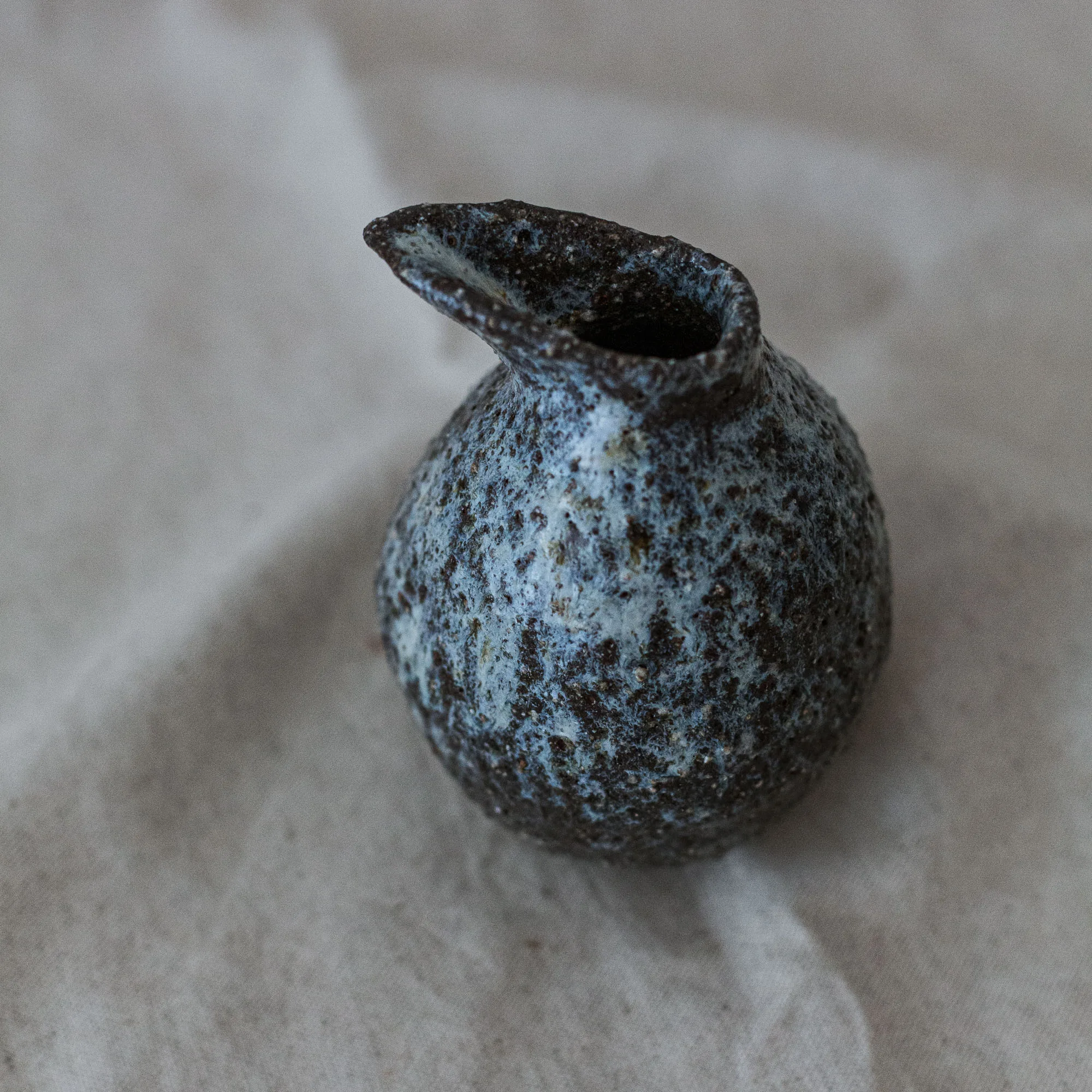 Petit vase bec 4 - Image 4