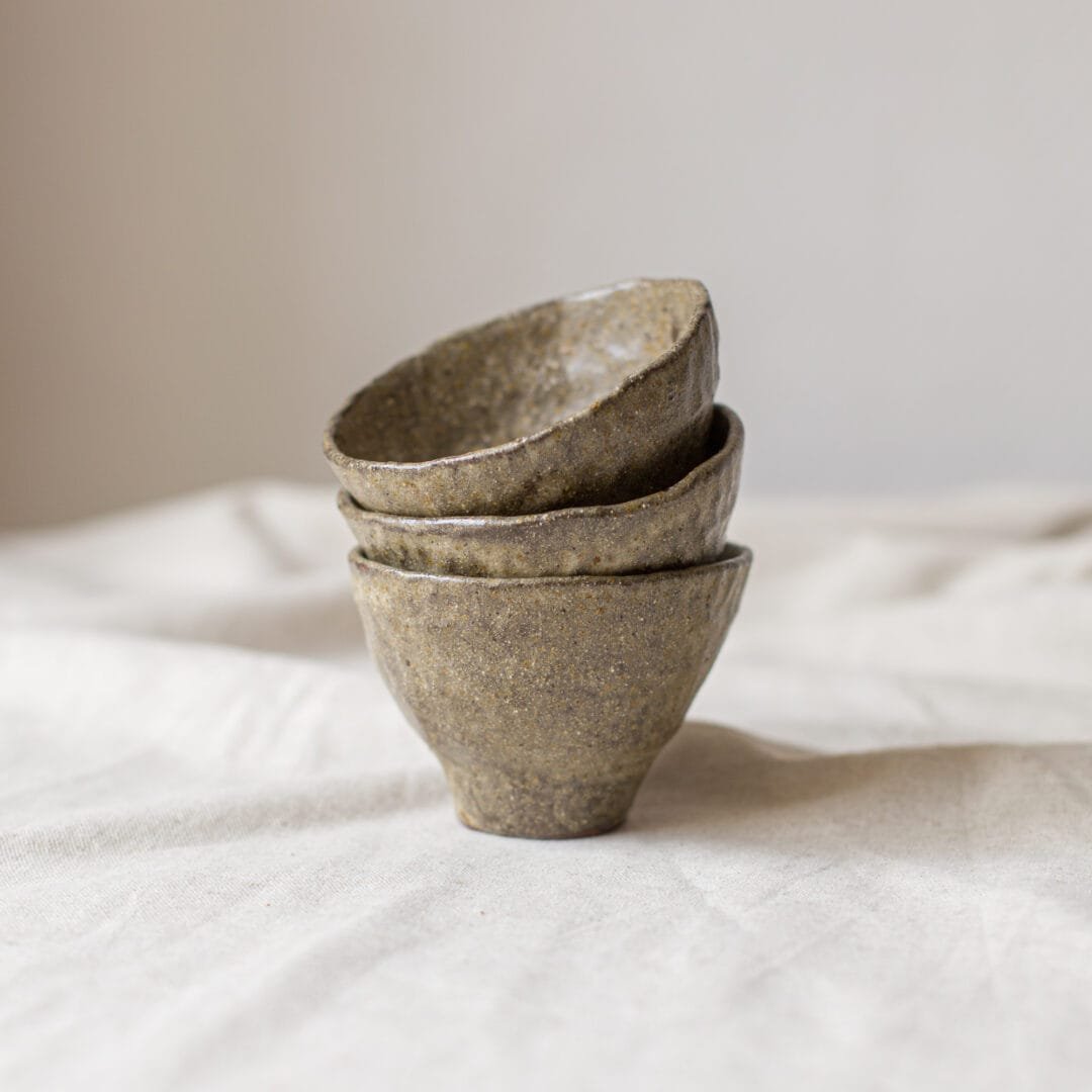 Tasse cendre marron-vert