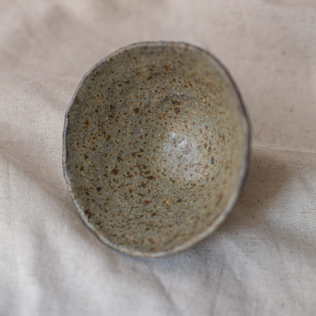 Petit bol cendre marron-vert