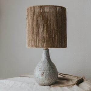 Lampe blanche cendre - Image 1